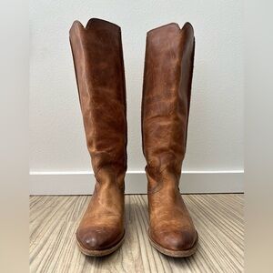 Frye Ray Seam Tall Boot in Cognac, size 7